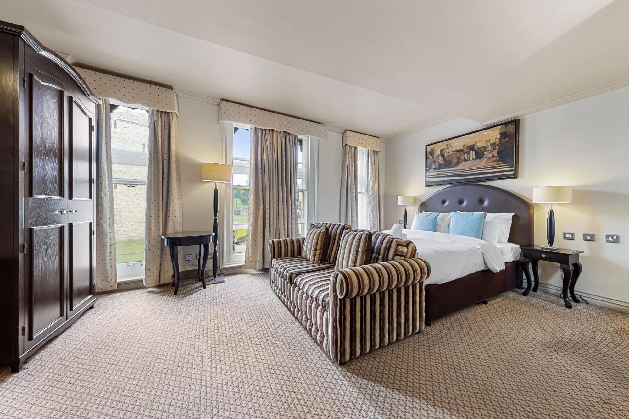 Harte & Garter Apartment Windsor Exterior photo